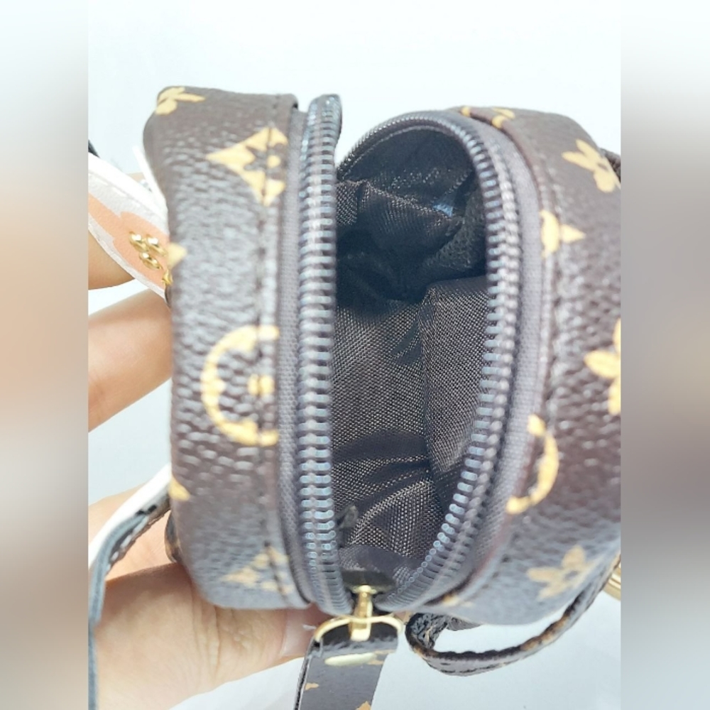 Keychain - Picture 6 of 7